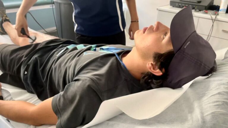Isaac Fonseca commence sa rééducation après son accident à Cutervo