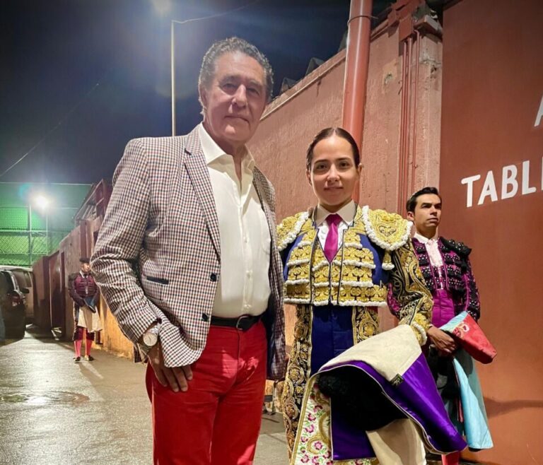 José Antonio Campuzano fait ses débuts en tant que représentant d'un torero