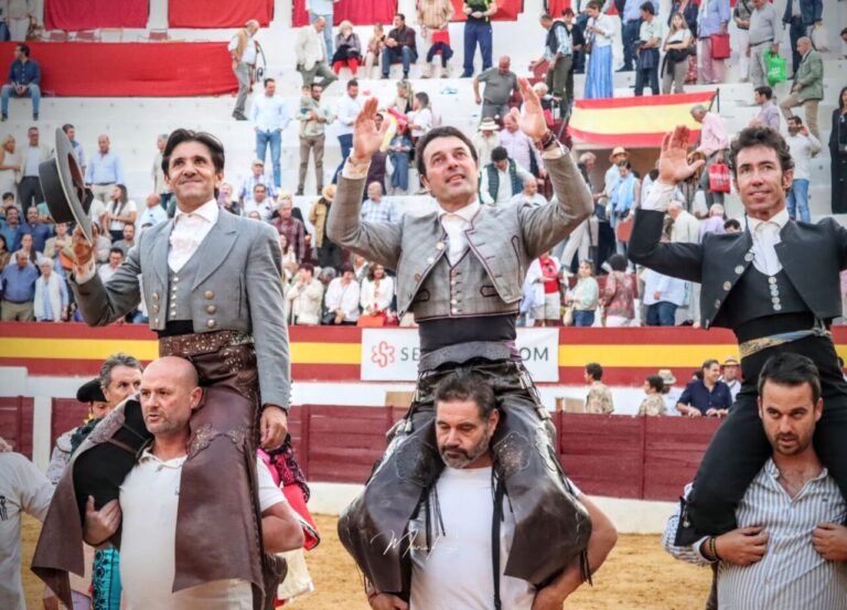 Cartagena, Ventura qui coupe une queue et Leonardo Hernández, apothéose à Zafra