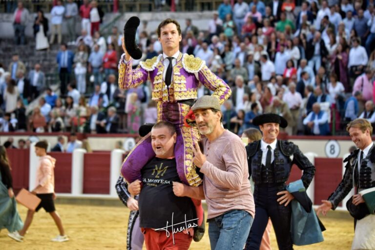 Daniel Luque arrive et triomphe à Valladolid