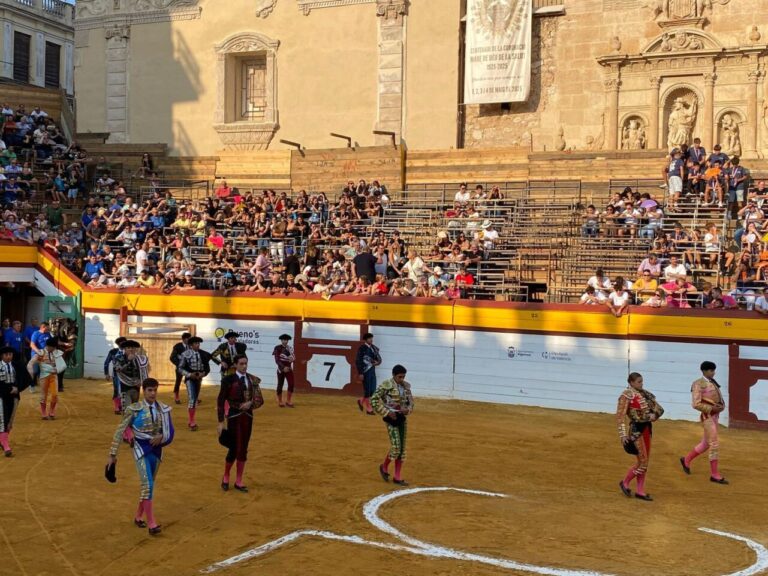 Olga Casado a un impact à Algemesí