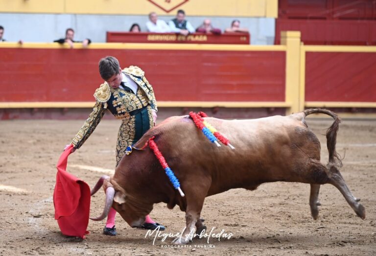 Oreille pour Rubén Núñez contre le deuxième (Direct : Moralzarzal)
