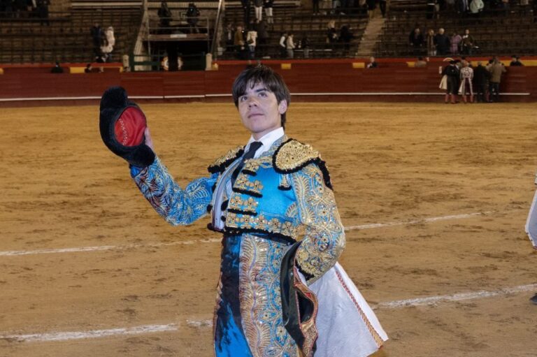 Alberto Donaire, après 20 jours d'admission pour son étourdissement à Valence: « Je ne pense pas que ce soit dû au manque de tournage, mais parce qu'il y a des moments où nous, les toreros, devons jeter la pièce »