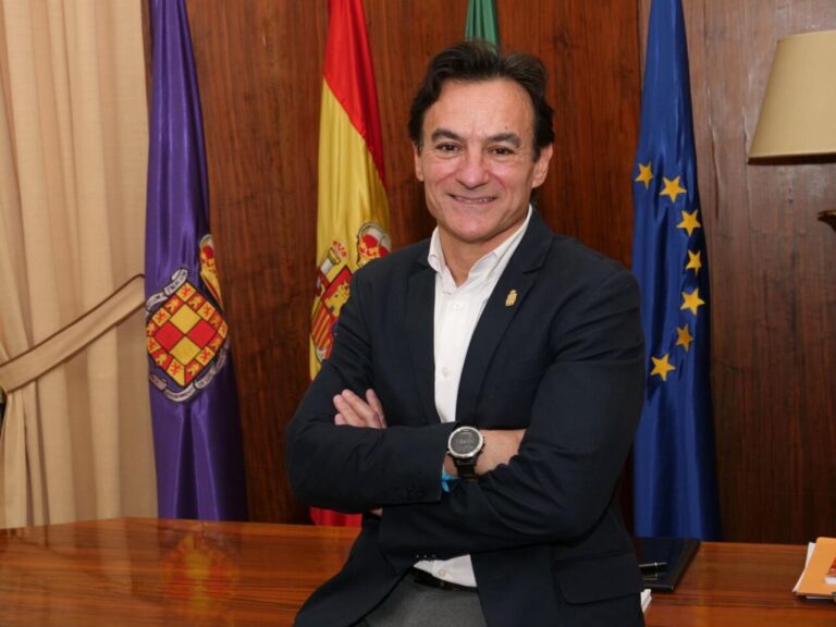 Agustín González, maire de Jaén : « Les arènes de Jaén sont devenues une arène emblématique. La tauromachie dans la capitale de Jaen confère du prestige