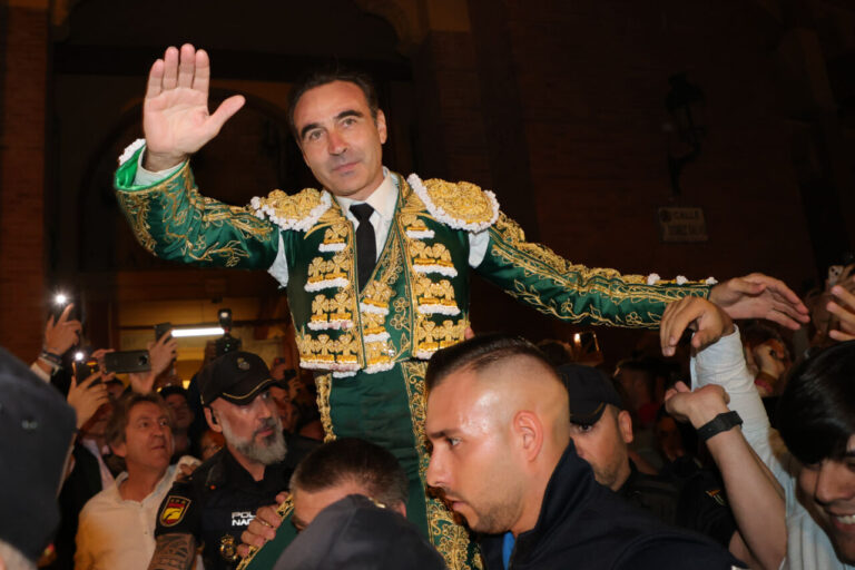Enrique Ponce: un adieu avec les honneurs à La Misericordia