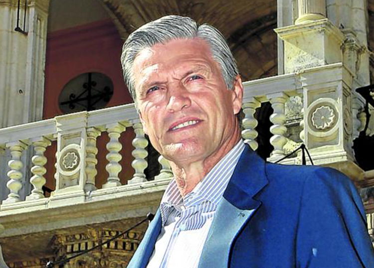 Juan Antonio Ruiz 'Espartaco', à propos de la fête de ce dimanche à la Maestranza : 'Nous avons réussi à créer une très belle affiche, au goût des fans de Séville et de Curro Romero'