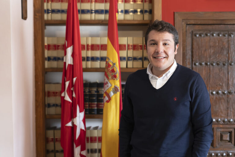 Juan Antonio Vega, maire de Chinchón : « La fête de Chinchón rassemble tous les attraits de la culture »