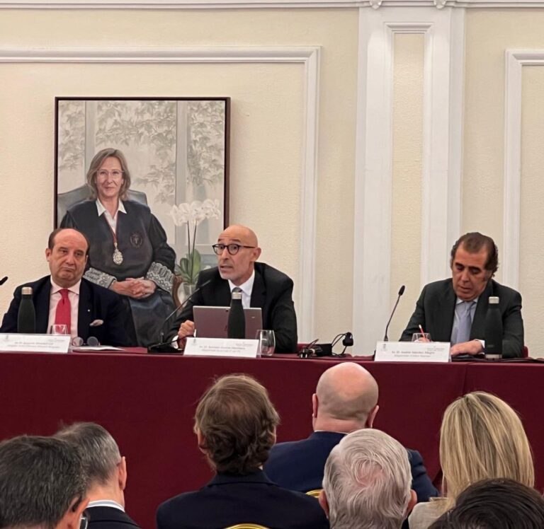 Moeckel, à la Conférence juridique de l'ICAM sur la tauromachie : « Celui qui tient le Festival, c'est le fan »