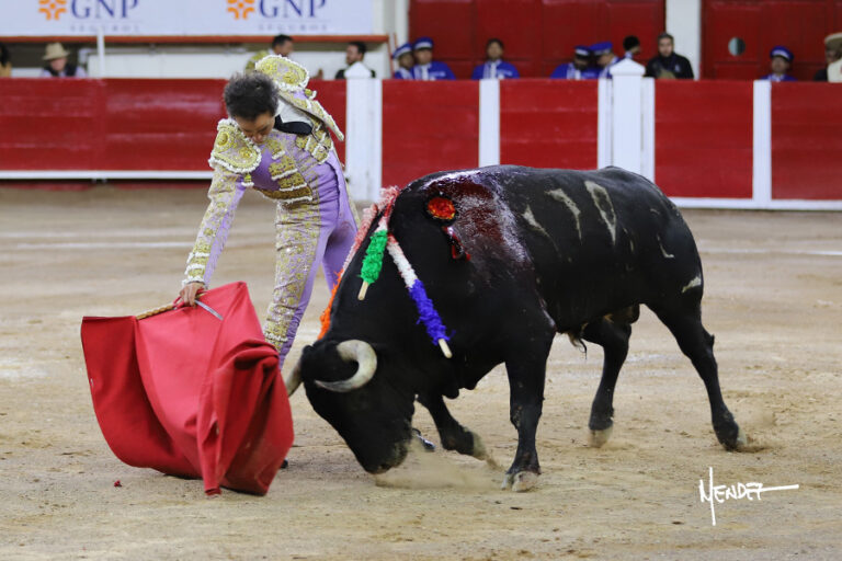 Triomphe incontestable de Juan Pablo Sánchez à Aguascalientes un après-midi où brillait l'exquise tauromachie de Juan Ortega