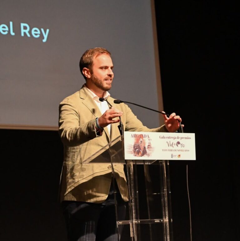 Alberto Escribano, maire d'Arganda del Rey : « J'espère que la foire de 2025 sera comme celle-ci, avec des victoires et sept salles combles »