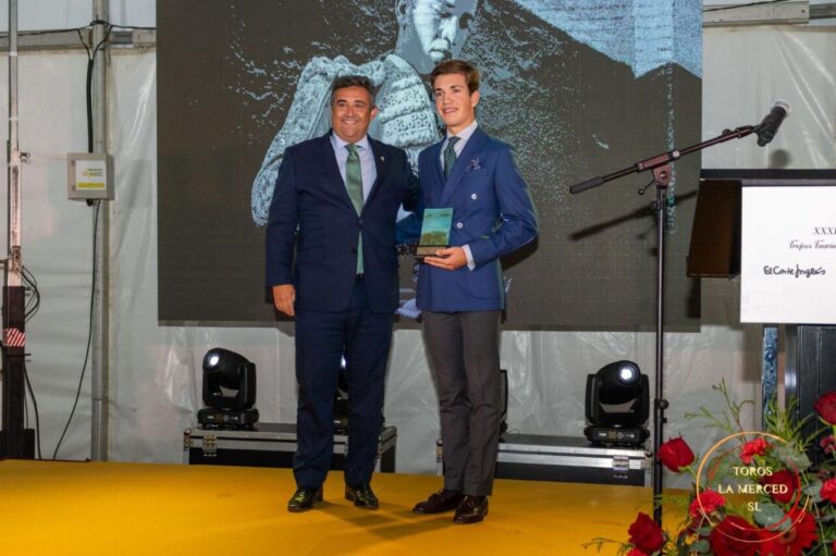 Javier Zulueta remporte quatre prix en une semaine