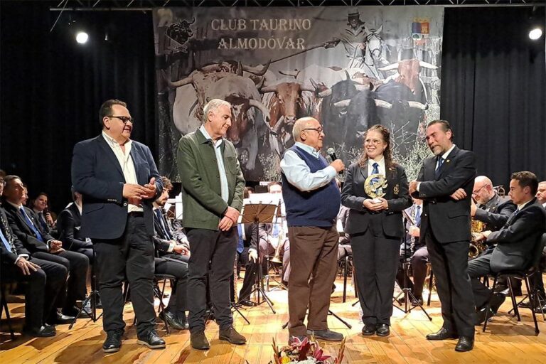 L'orchestre musical du Maestro Tejera est de retour pour continuer à promouvoir la Semaine culturelle taurine d'Almodóvar del Campo
