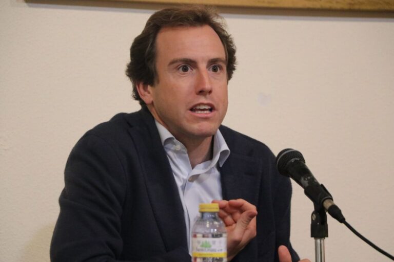 Román, à l'Ateneo de Ciudad Real, « Le meilleur de ma tauromachie émerge sur les places de première classe »