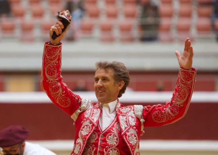Séance plénière de Pablo Hermoso de Mendoza à Ciudad Madero, qui triomphe aux côtés de Jorge Sotelo et El Zapata est blessé