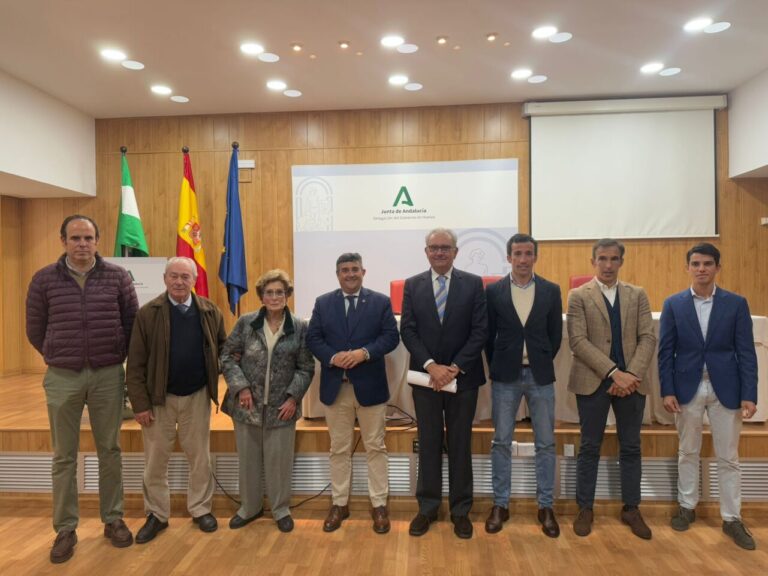David de Miranda, Diego Ventura et le bétail de José Luis Pereda, décernés par la Délégation du Gouvernement de la Junte d'Andalousie à Huelva