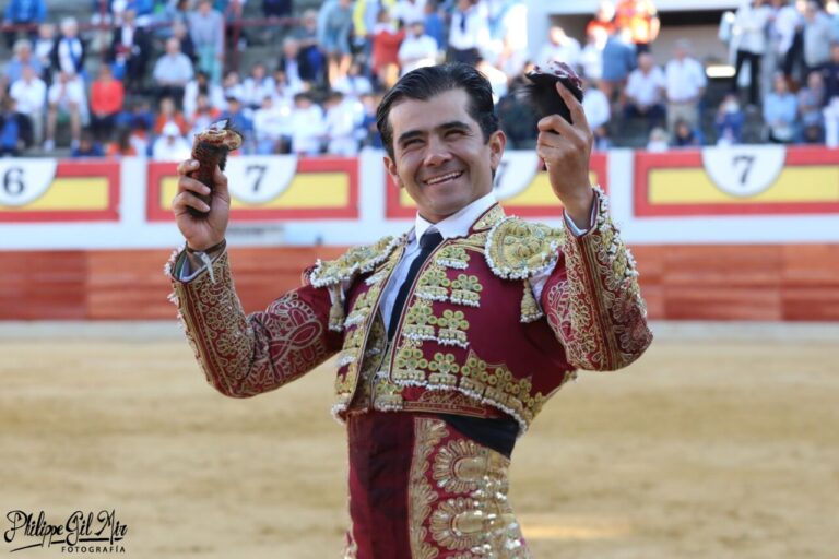 Joselito Adame lance la chaîne WhatsApp