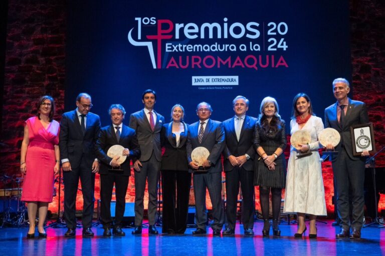 Le Gouvernement d'Estrémadure présente ses premiers Prix taurins