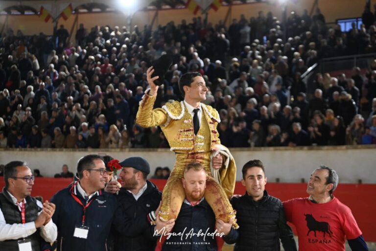 Paco Ureña et Victorino Martín, prix du Club Taurin de Lorca