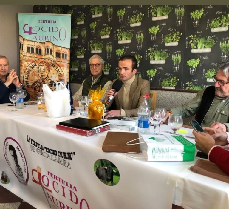 Damián Castaño: plein et triomphe à Guadalajara