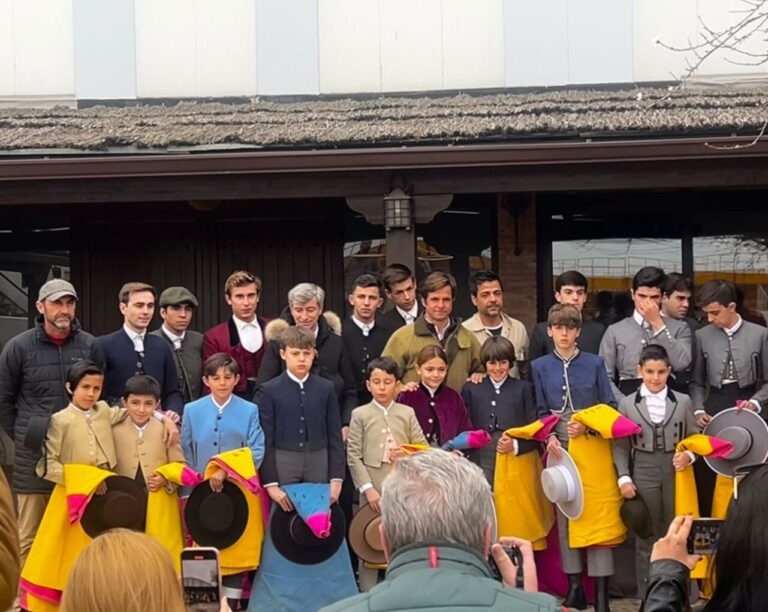 Alessandro Gómez Cuenca et Eusebio Molina, gagnants du trophée de l'école XVIII El Juli