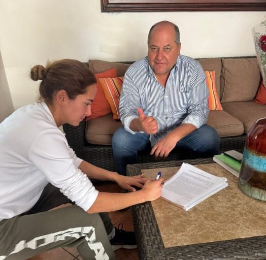 Paola San Román ajoute cinq contrats à sa saison