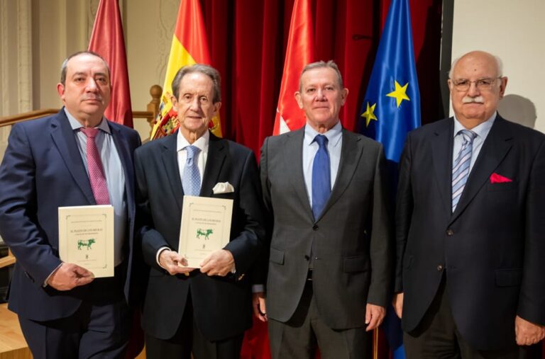 Présenté au vrai casino de Madrid Le livre «Le procès des Miuras à travers leurs documents»