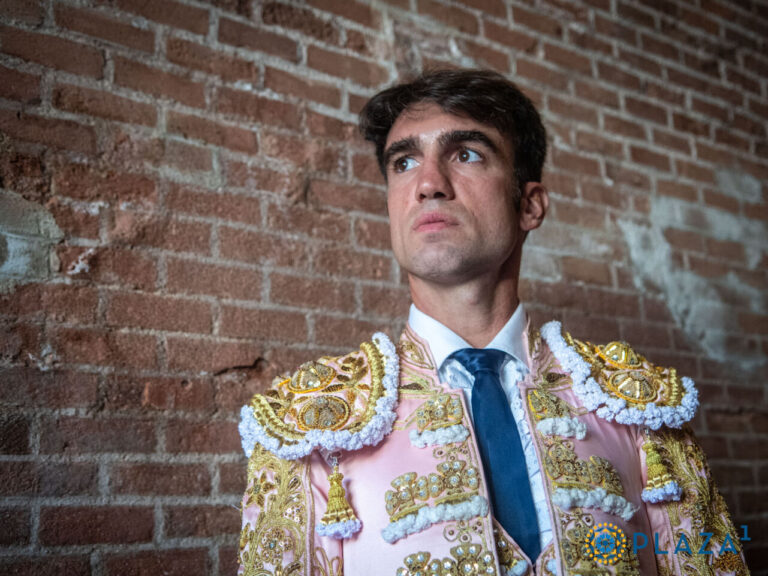 Adrián de Torres: «Je suis motivé à retourner à Madrid avec une course d'Adolfo Martín»
