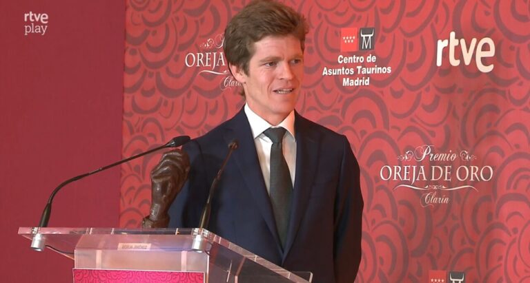 Borja Jiménez recueille la prestigieuse «oreille dorée» de RNE et Santiago Domecq reçoit le «fer doré»