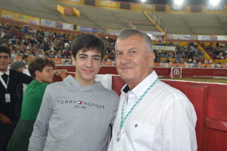 Marco Pérez est déjà à Mérida pour agir dans le carnaval de la taume d'Amérique