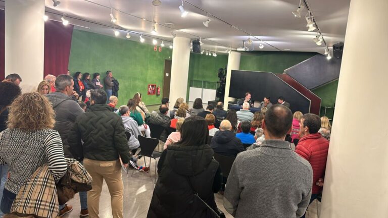 Premier plein à Arnedo pour la présentation de «  Nobody Tells the Truth '', par Zabala de la Serna