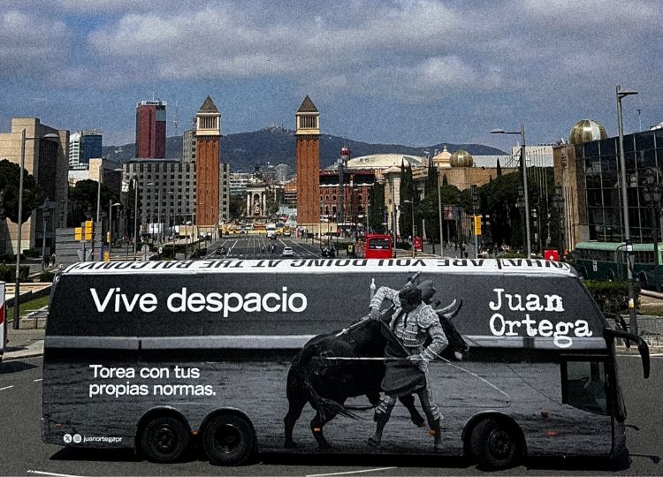 Juan Ortega prend son message à Barcelone avec le deuxième arrêt de sa campagne «  Lives Slowing ''