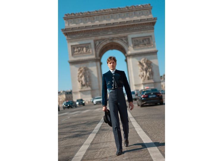 Juan Loyal à Paris: le Pasíllo de Los Campos Elyseos