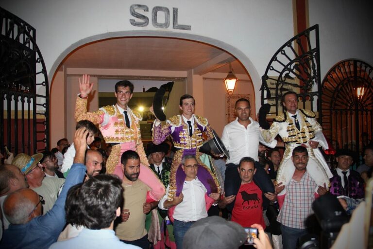 Ferrera, Jorge Martínez et Navalón, huit oreilles et deux rabbins sont distribués à Yecla (plus de célébrations)