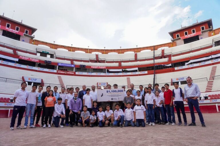 La société Aguascalientes offre près de deux millions de pesos à l'Académie municipale de Taurine