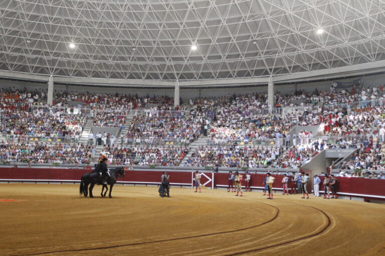 Les ventes accueillent la présentation à Madrid de la foire des Burgos avec Morenito, Jarocho, Bañuelos …