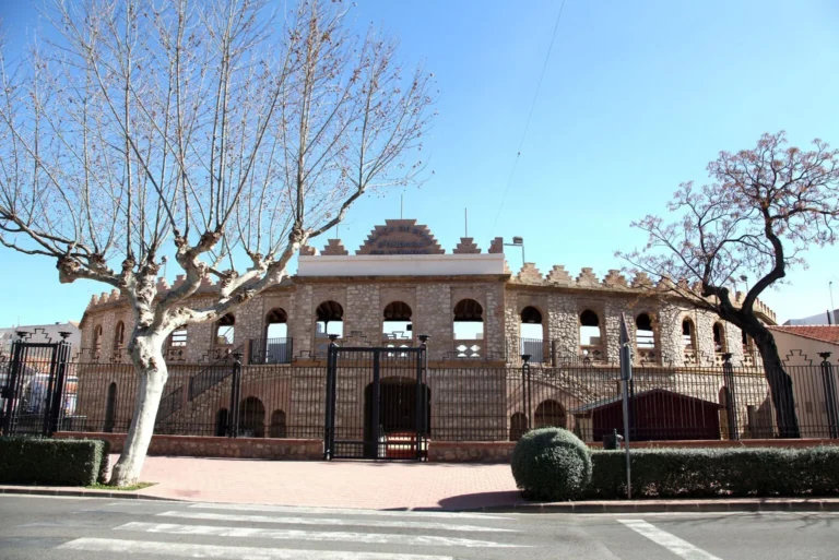 Ondara est présentée au Denia Yacht Club ce mardi avec Luis Francisco Espá