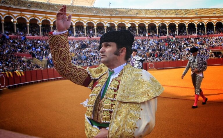 2025 : de la gloire au deuil rigoureux