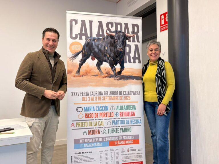Calasparra, avec une équipe d'élevage pour sa Foire du Riz
