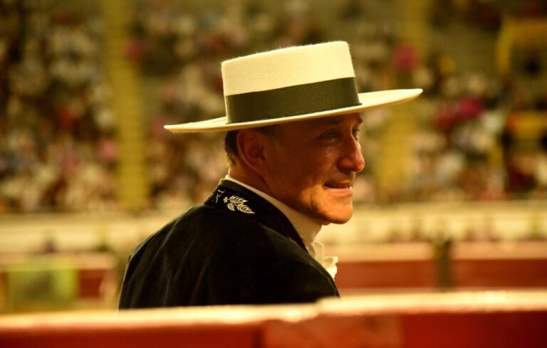 César Rincón montre sa poitrine pour la Colombie : c'était son retour à Cañaveralejo