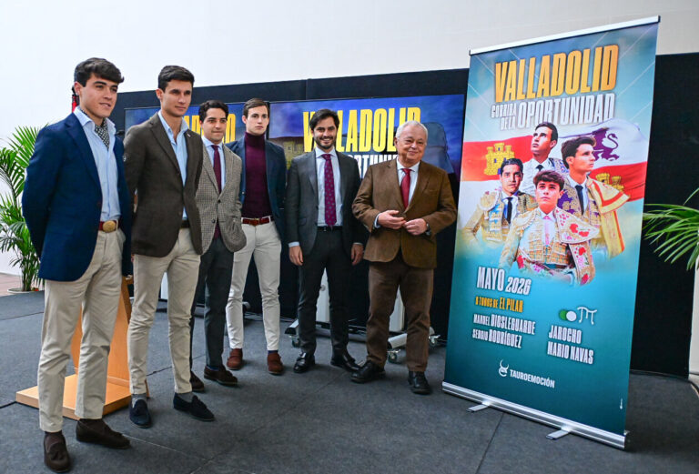 Quatre jeunes dans la Corrida des Opportunités à Valladolid