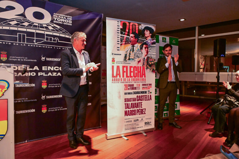 Une corrida de figures à l'occasion du 20e anniversaire de la Plaza de La Flecha