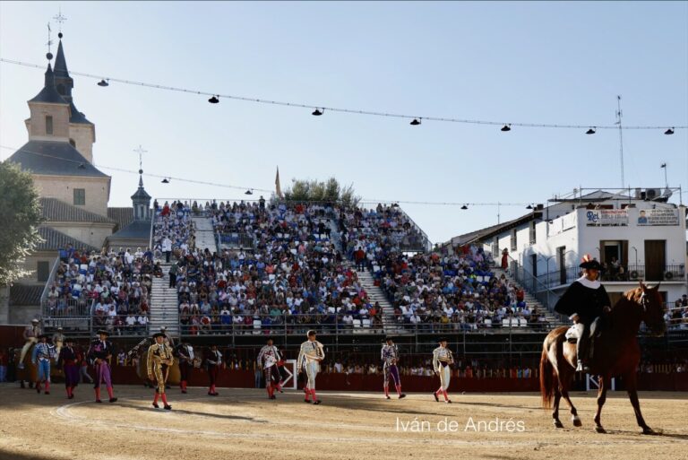 Arganda justifiera les enfants dans les taureaux lors du lancement du III Silver Vid