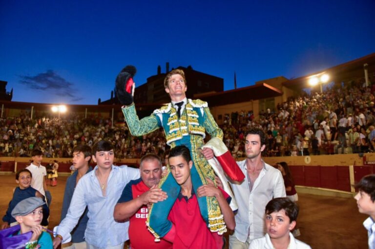 Borja Jiménez, récompensé à Guadalajara comme vainqueur de La Antigua