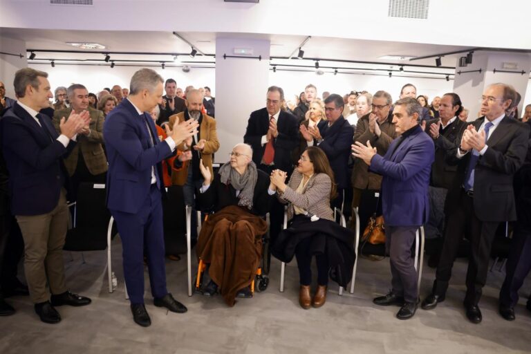 Hommage massif et émouvant à Las Ventas à la carrière journalistique de Miguel Ángel Moncholi