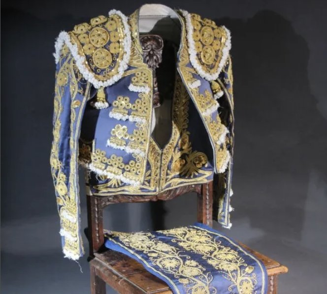 Un costume de lumières d'El Juli, dans la vente aux enchères « L'Espagne et la tauromachie »