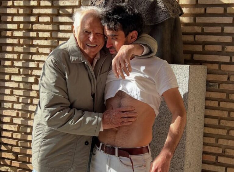 Manuel Benítez « El Cordobés » soutient la grève de la faim de « Lagartijo »: « Il m'a dit de tenir le coup, de le faire en acier spécial pour bateaux »