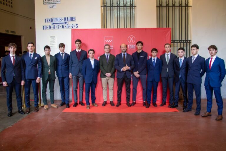 Les affiches du concours Kilómetro Cero que Valdemorillo accueillera ont été tirées