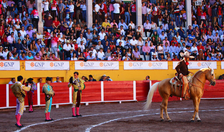 Présence espagnole dans les corridas de la Plaza San Marcos à Aguascalientes