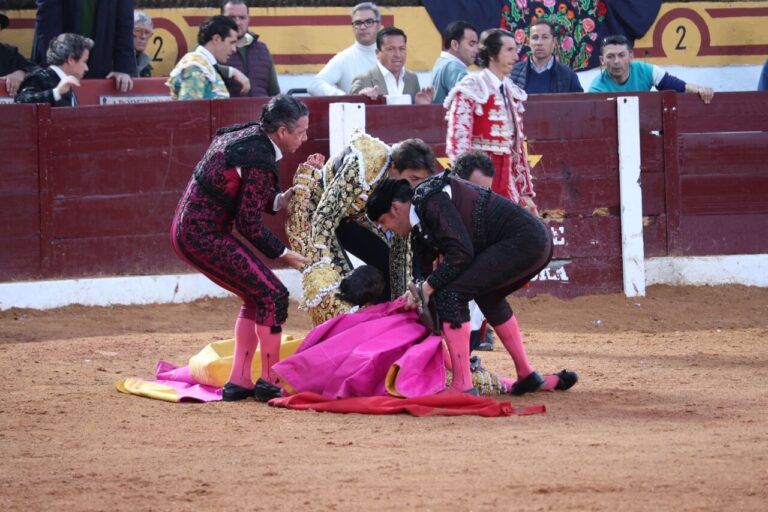 Emilio de Justo, absent ce samedi à Castellón: « deux fractures de côtes et une déchirure musculaire »