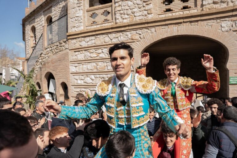 Grande porte pour Juan Alberto Torrijos à Ondara